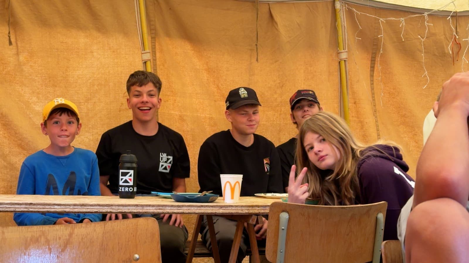 Deelnemers samen tijdens het ZERO - LVL UP - Kamp 2026